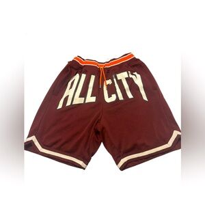 Product: All city burgundy shorts